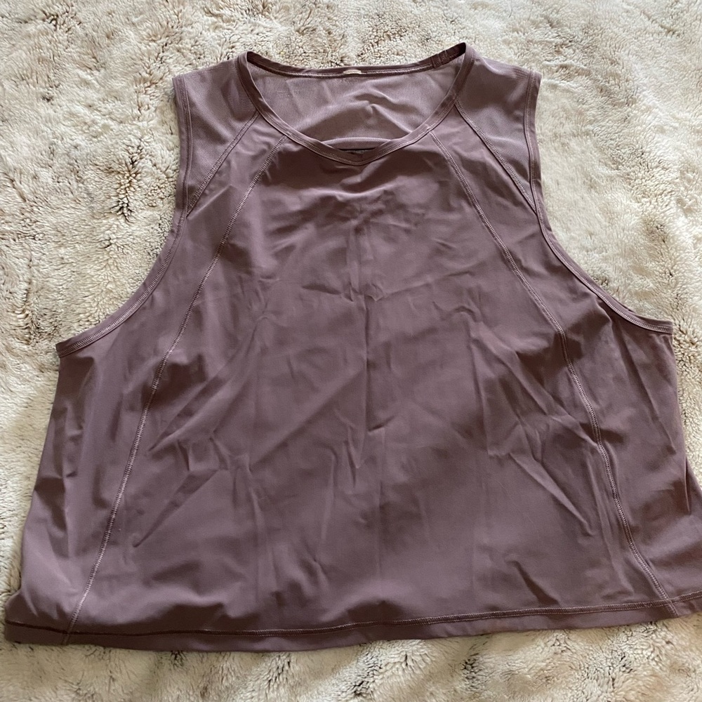 NWOT Lululemon crop tank